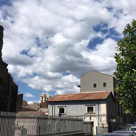 Casa Ega E La Rotonda: Bellissimi Monovani Nel Cuore Di Catania Luaran gambar
